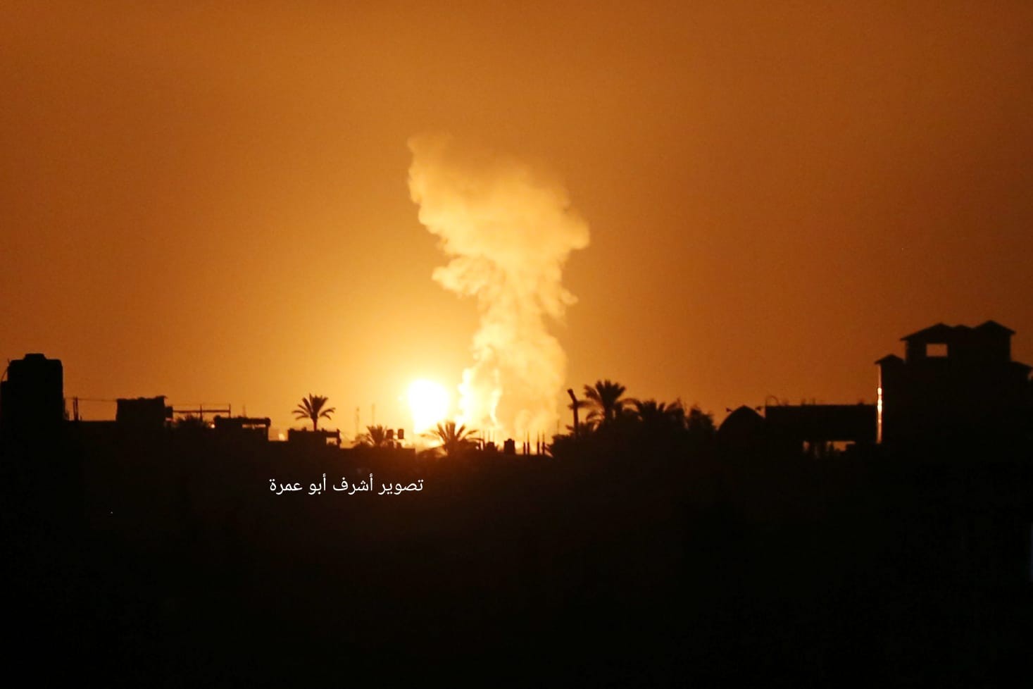 إصابات في غزة.. والاحتلال يواصل قصفه ويغلق البحر