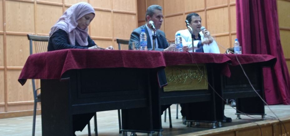 جزائرلي: متبرّع يتكفّل بإنارة مخيّم اليرموك بالطاقة الشمسيّة
