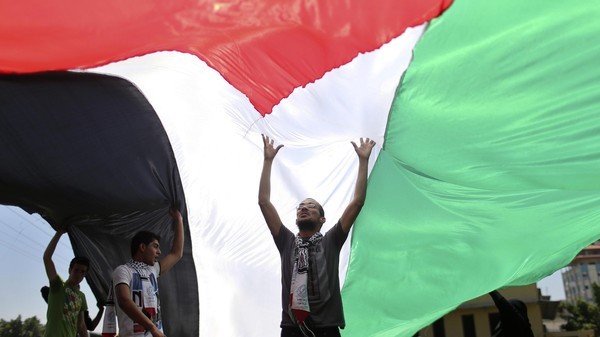 عريضة  تُطالب بإنهاء الانقسام وإشراك الشباب في انتخابات المجلسين الوطني والتشريعي