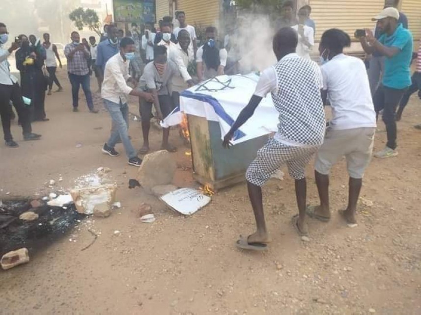  أحزاب سودانية تؤسس تجمعا ًلمقاومة التطبيع مع الكيان الصهيوني