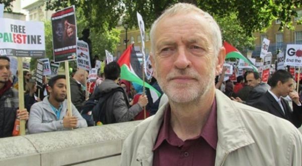 مئات الشخصيات وعشرات المؤسسات الفلسطينية تتضامن مع " جيرمي كوربين"