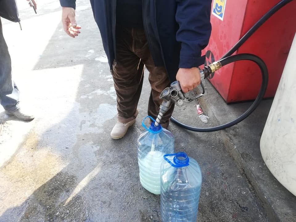توزيع مازوت لـ300 عائلة فلسطينية سورية في البقاع والعشرات تناشد لتأمينها