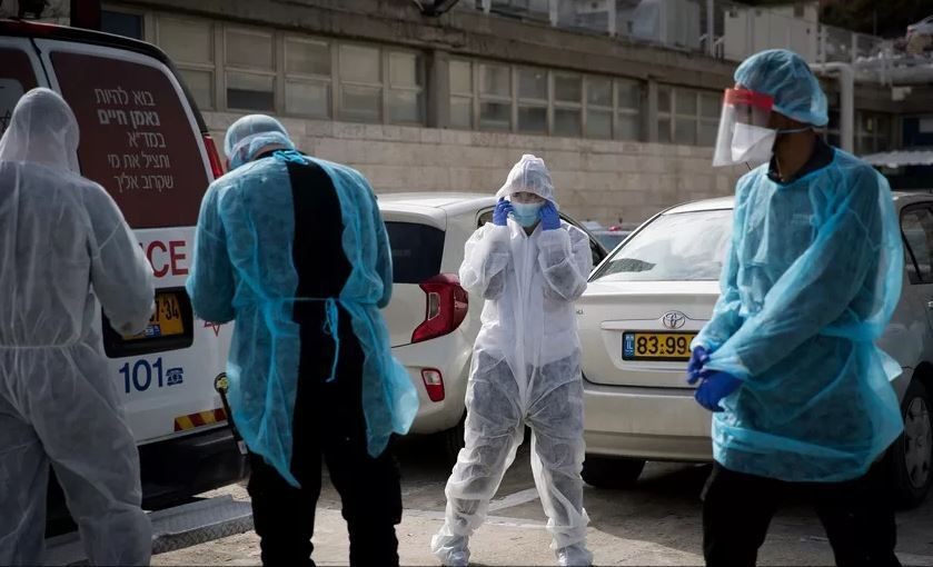 "كورونا" ينتشر بشدة في الضفة وغزة والصحة تحذر من مرحلة ليست بالسهلة