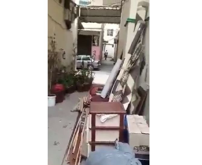 تداعيات قطع بدل الإيواء: فلسطيني سوري يخلي منزله في "نهر البارد" لعجزه عن دفع أجرته