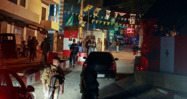 مبادرة الفصائل تواجه عقبات.. من يعرقل حلّ أزمة برج الشمالي؟