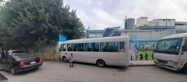 "أونروا" تنفي وقف بدل النقل لتلاميذ مدارسها في صور