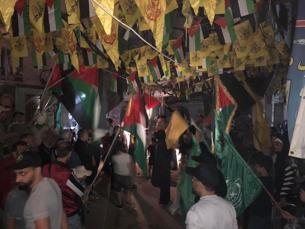 مخيمات اللاجئين الفلسطينيين في لبنان تحتفي بعمليّة "تل أبيب" البطولية