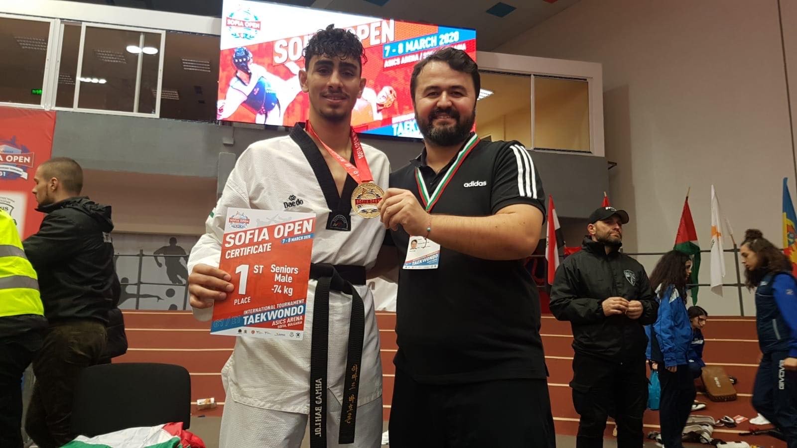 لاعب فلسطيني يحصل على المركز الـ28 عالمياً في تصنيف التايكواندو