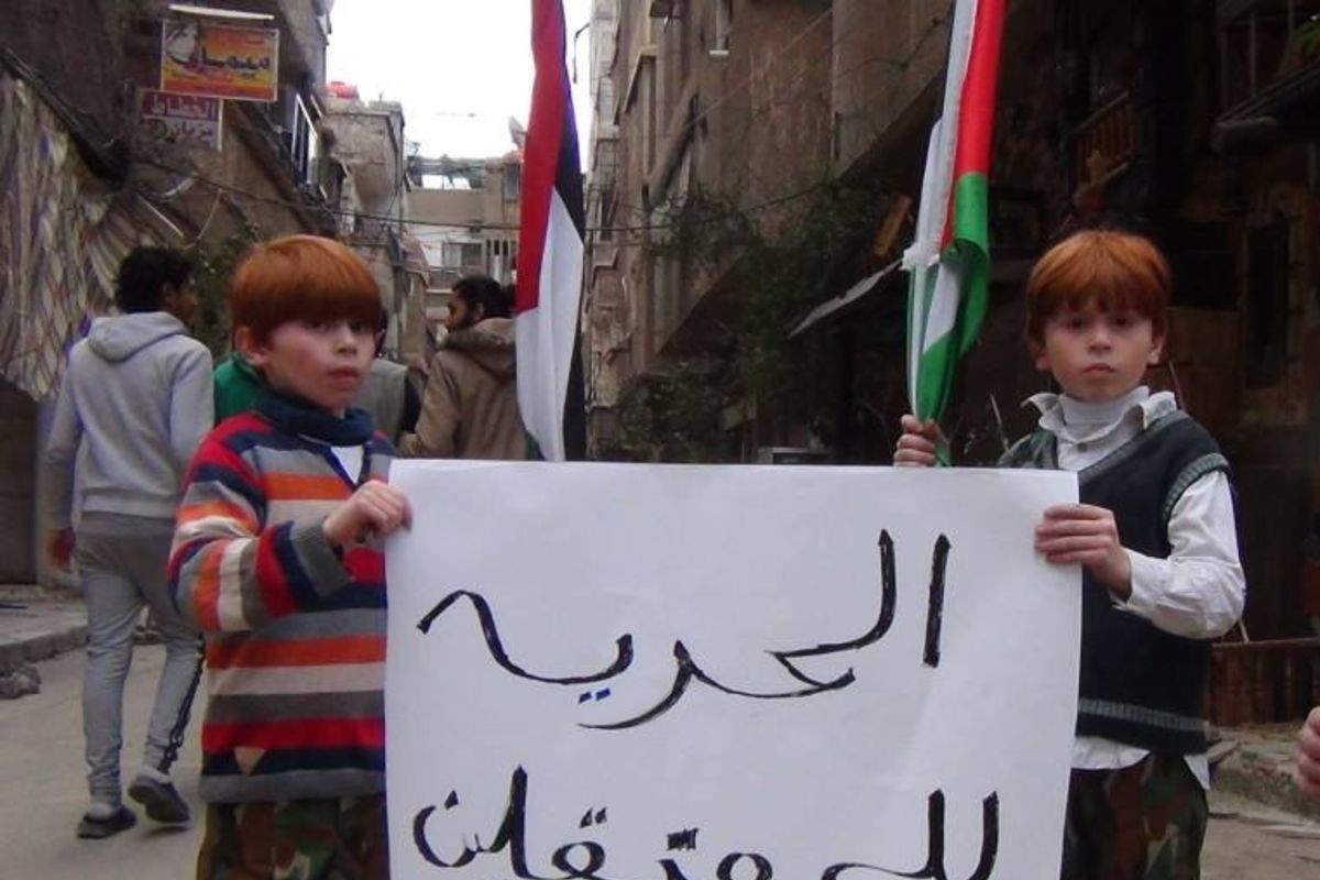 بعد نشر قائمة بأسمائهم ... مناشدات من ذوي معتقلين فلسطينيين في سوريا للكشف عن مصير أبنائهم