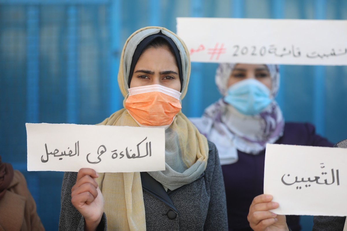 مفوّض "أونروا" يتخذ عدة قرارات لتلبية مطالب الموظفين خلال اجتماع بغزة