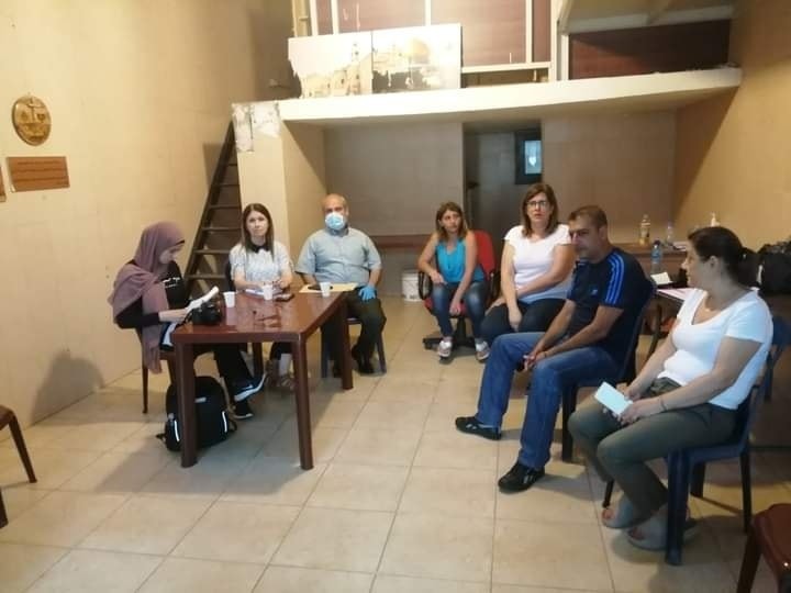 اللجنة الأهلية في مخيم ضبيّة تقدم مذكرة لـ "أونروا" بمطالب المخيم