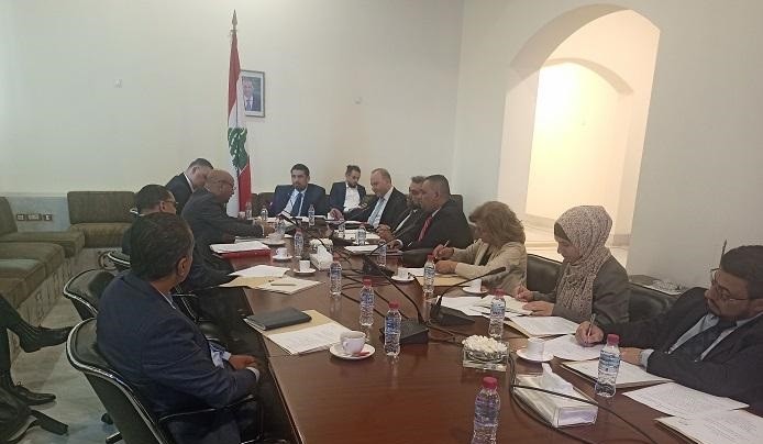 الدول المضيفة للاجئين ترفض نقل تفويض "أونروا" لأي وكالة أخرى