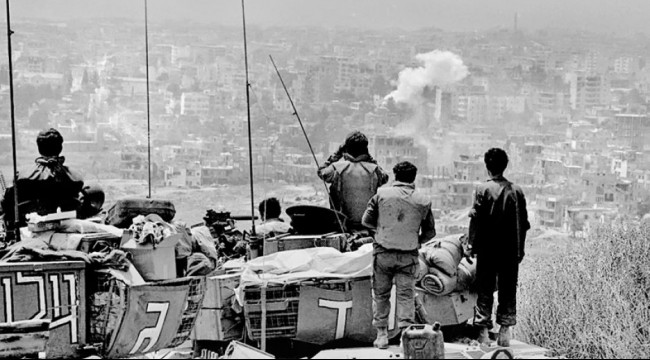 تقرير "إسرائيلي" يكشف نيّة الاحتلال تهجير فلسطينيي لبنان إبان اجتياح بيروت 1982