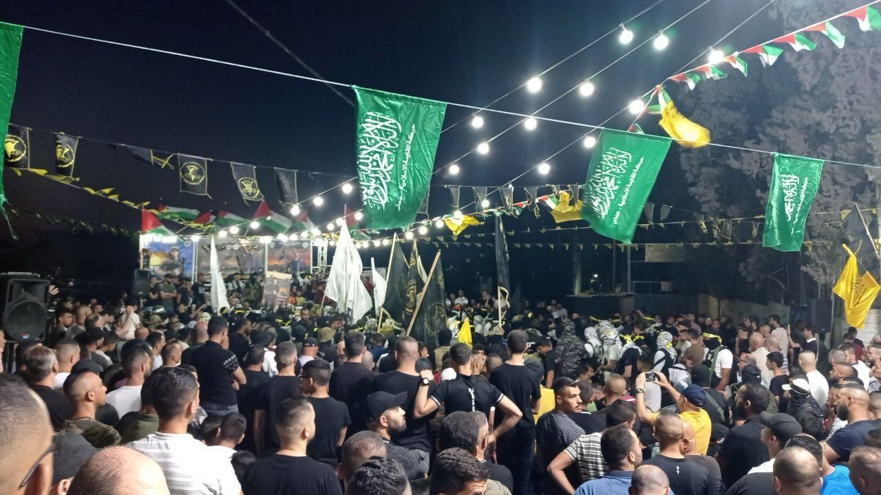 مهرجان تأبيني للشهيدين الزبيدي والفايد في مخيم جنين