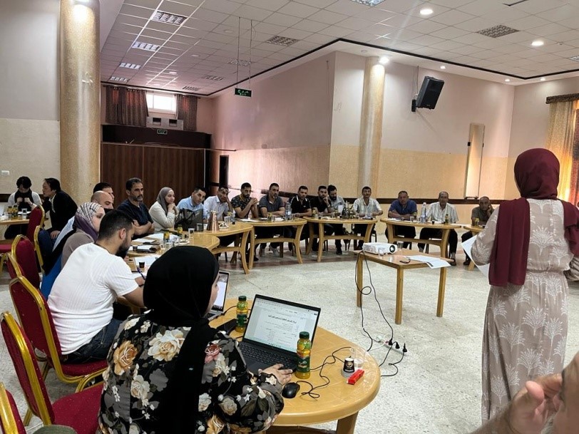 انطلاق أولى جلسات تدريب التخطيط الاستراتيجي في مخيم الفوار
