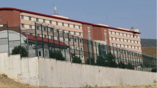 فلسطينيو لبنان المحتجزون في تركيا يناشدون من أجل إطلاق سراحهم