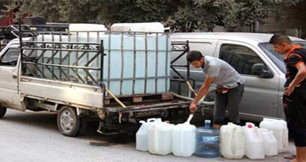 الأعطال وشحّ الكهرباء يحرمان معظم أحياء مخيم جرمانا من المياه