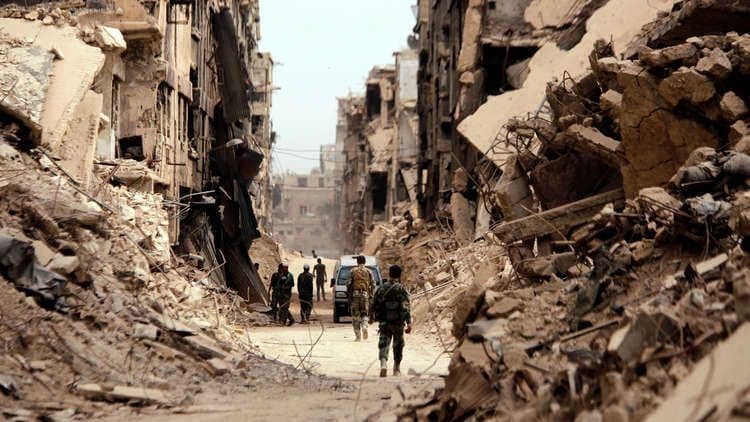 أهالي حي التقدم والعروبة بمخيم اليرموك يطالبون بإزالة الردم