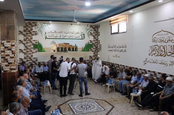 وفد شعبي من المخيّمات الفلسطينية في لبنان يعزّي بضحايا مركب الموت في نهر البارد