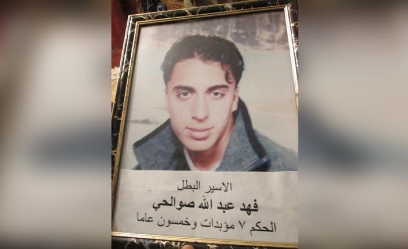 أسير من مخيم بلاطة يُعاني من ظروف سيئة في العزل