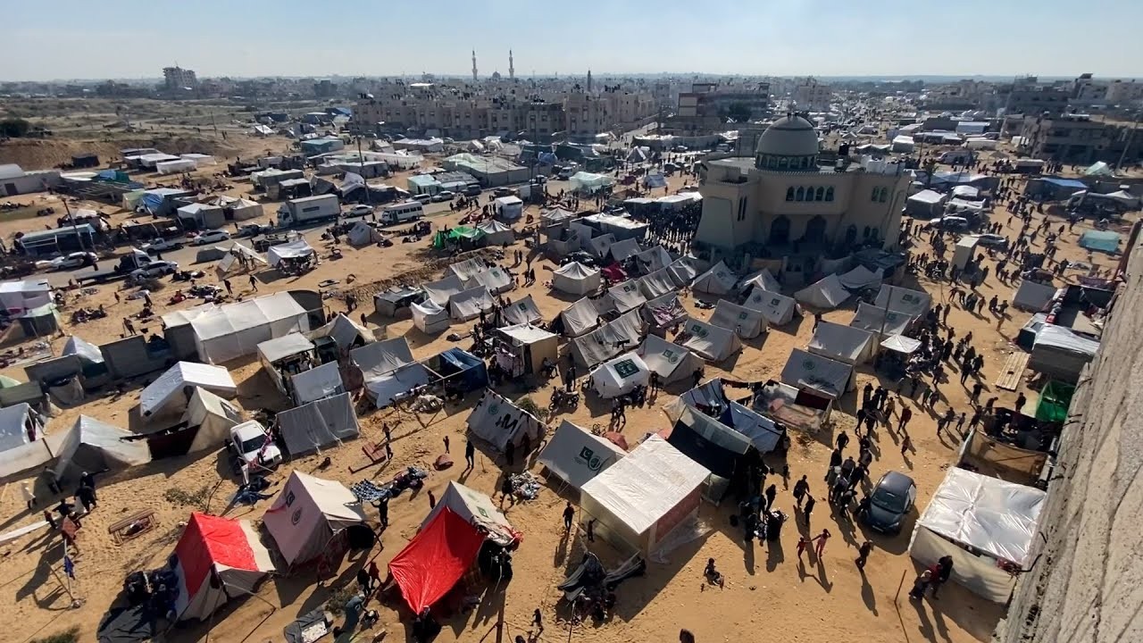الاحتلال يواصل مجازره في غزة وتحذيرات من دفع مليون نازح في رفح نحو الحدود