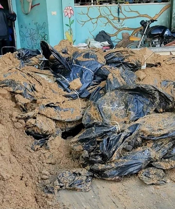 جريمة إعدام جماعي ارتكبها جيش الاحتلال في بيت لاهيا شمالي قطاع غزة
