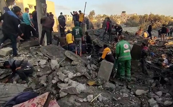 الاحتلال يرتكب 9 مجازر في غزة ويعترف بمقتل 70 ضابطاً منذ طوفان الأقصى