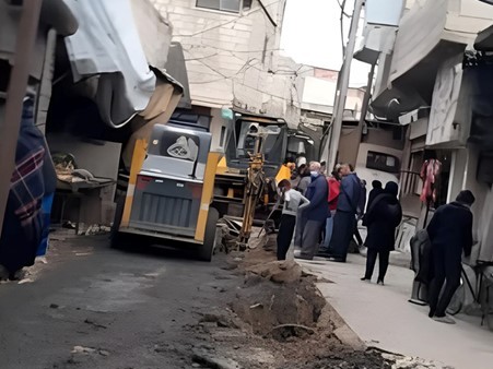 بدء عمليات تأهيل شاملة للصرف الصحي في مخيم جرمانا بريف دمشق
