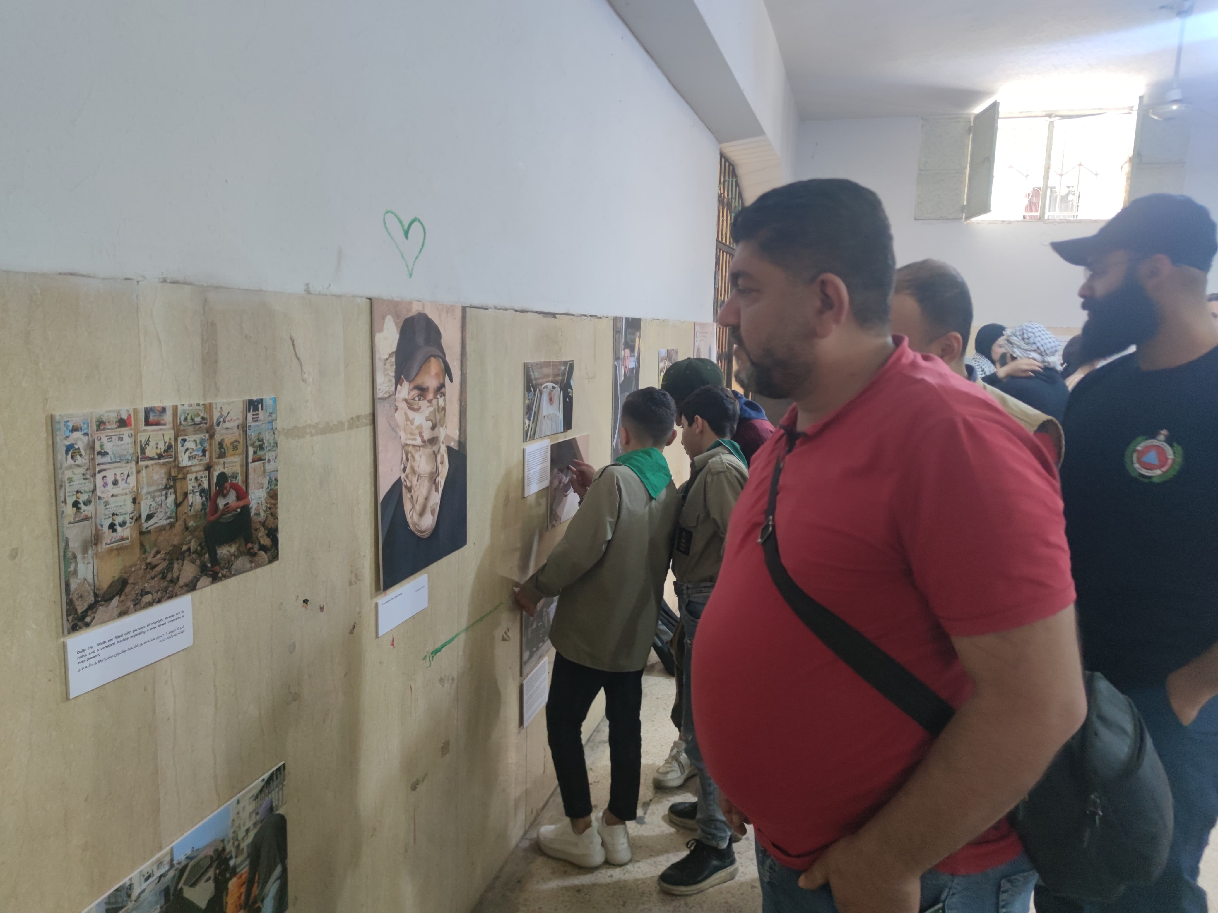 معرض (جنين.. الأرض غير المحروقة)  في مخيم عين الحلوة جنوبي لبنان