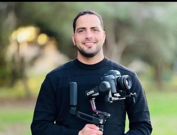 ارتقاء الصحفي محمد عيسى أبو سعادة يرفع عدد شهداء الصحافة في غزة إلى 166