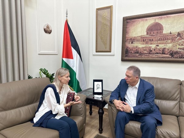 "أونروا" تجهز مركز إيواء طارئ في بئر حسن ببيروت تحسباً لاندلاع حرب