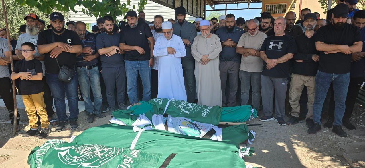 تشييع القائد والنقابي فتح الشريف وعائلته في مخيم البص جنوبي لبنان