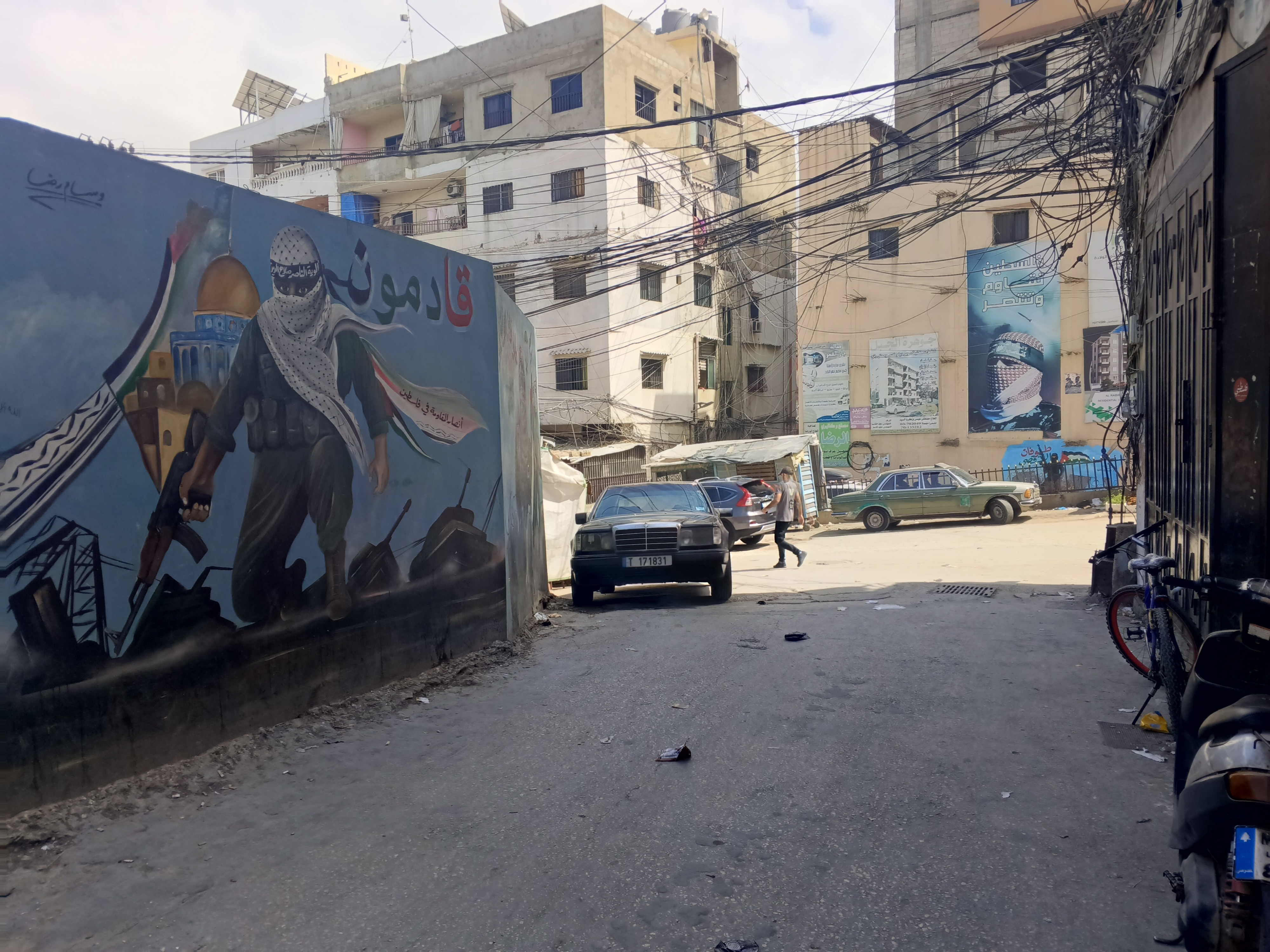 أهالي مخيم نهر البارد شمالي لبنان يفتحون منازلهم لاستقبال النازحين من الجنوب