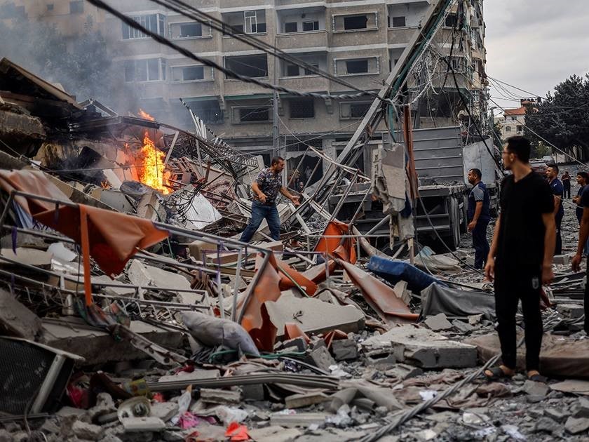 10 شهداء جراء قصف الاحتلال في مناطق متفرقة من قطاع غزة