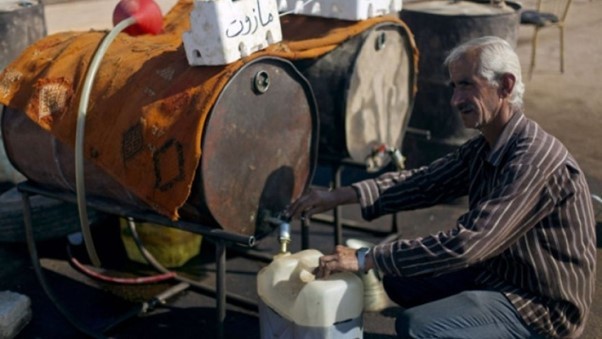 مازوت التدفئة المدعوم خارج القدرة الشرائية للفلسطينيين في سوريا