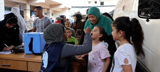 استعداد لجولة تطعميم ثانية ضد شلل الأطفال وسط قطاع غزة