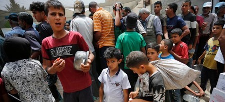 "لازاريني": 1.4 مليون فلسطيني في غزة  لم يتلقوا حصصاً غذائية في أيلول/ سبتمبر