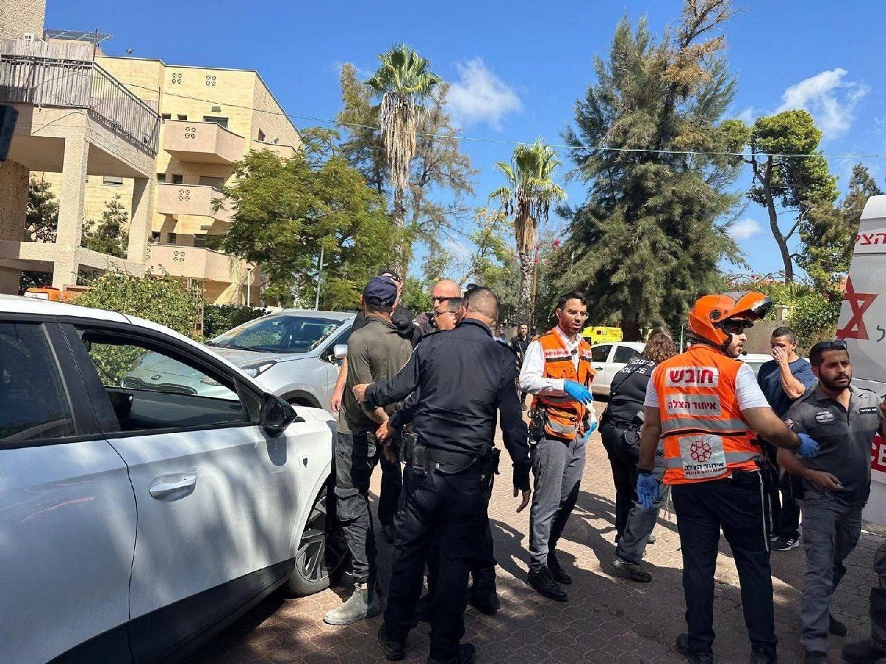 إصابة 6 مستوطنين "إسرائيليين" في عملية طعن بمدينة الخضيرة المحتلة عام 48