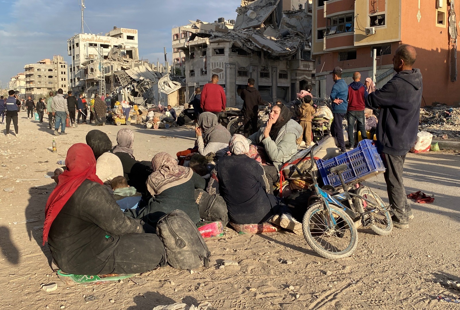 الاحتلال يهجر 4 آلاف فلسطيني من مناطق شمال قطاع غزة المحاصر 