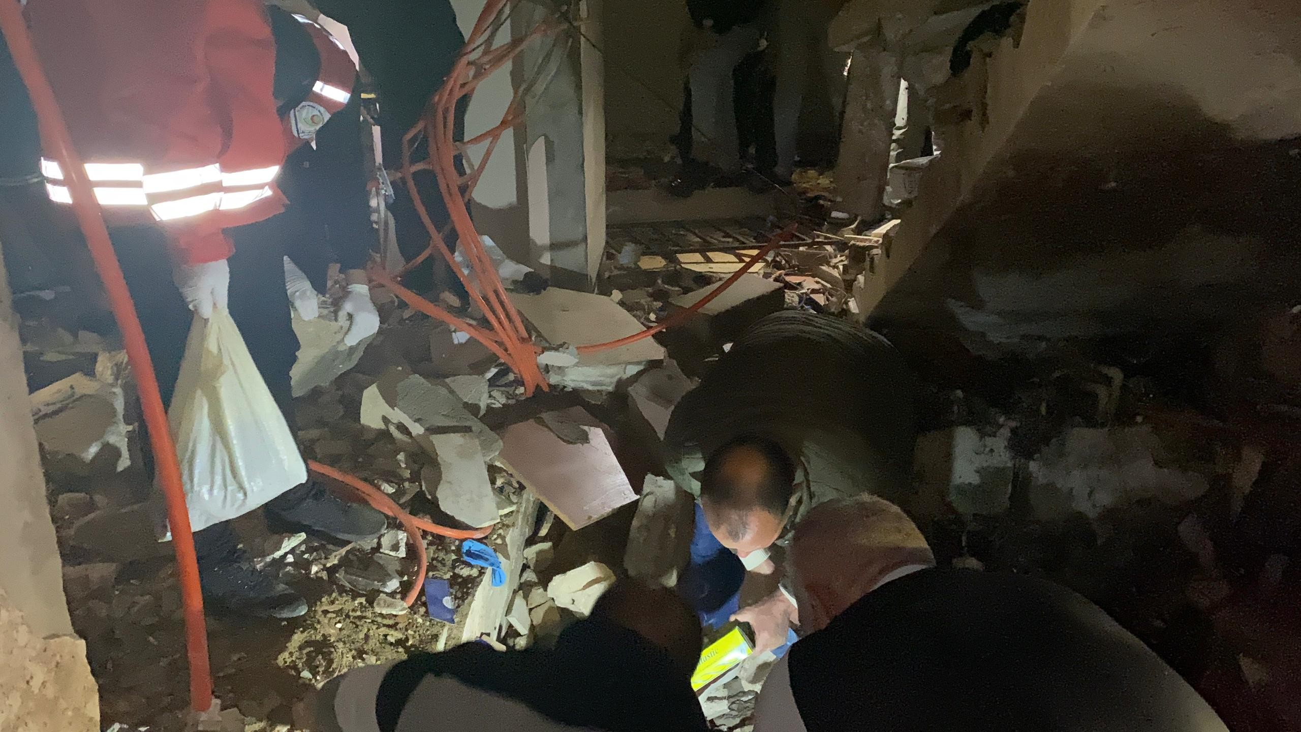 انفجار صاروخ من مخلفات العدوان "الإسرائيلي" يودي بحياة شاب في مخيم الرشيدية