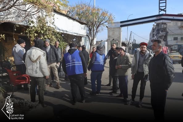 جمعيات توزع الخبز في مخيمي النيرب وحندرات في حلب