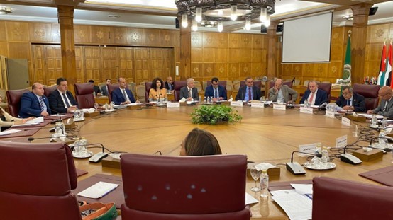 مؤتمر المشرفين على شؤون الفلسطينيين يطالب بتوفير الدعم المالي الكافي لـ "أونروا"