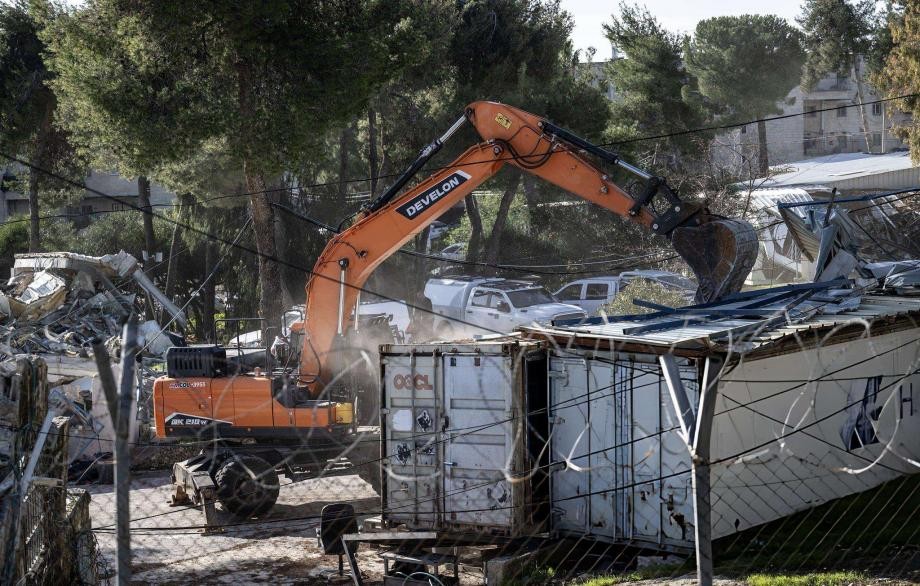 ردود فعل واسعة على هدم منشآت "أونروا" في الشيخ جراح بالقدس المحتلة