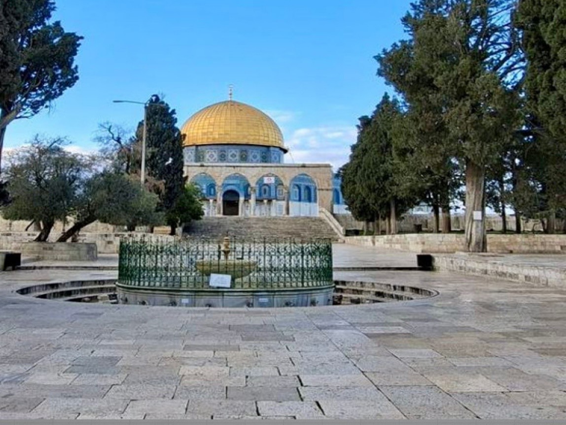 الاحتلال يمنع الفلسطينيين من أداء صلاة الجمعة الثالثة في رمضان داخل المسجد الأقصى