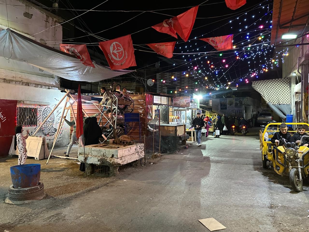 لا ملابس أو حلويات في عيد الفطر الذي غابت ملامحه داخل المخيمات الفلسطينية في لبنان