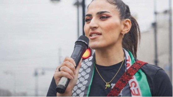 وقفة احتجاجية في لندن للمطالبة بالإفراج عن الطبيبة رحمة العدوان بعد اعتقالها