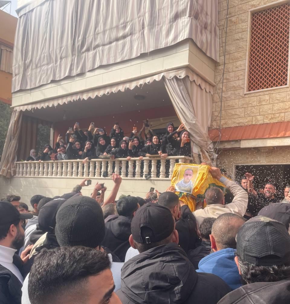 تشييع الشاب الفلسطيني محمد العوضي في وادي الزينة بعد استشهاده جنوب لبنان