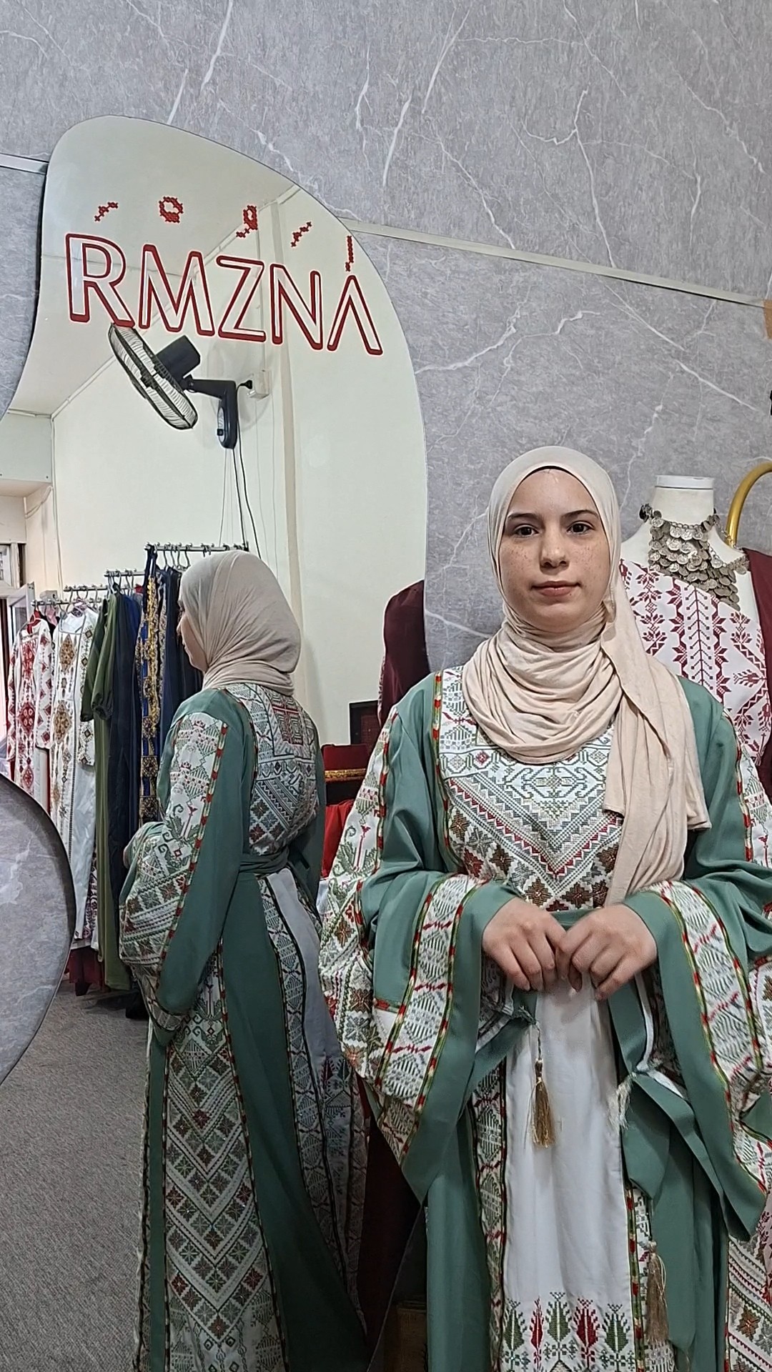 "رمزنا" يعيد إحياء التطريز الفلسطيني بروح عصرية ويحوله إلى مساحة لحفظ الهوية