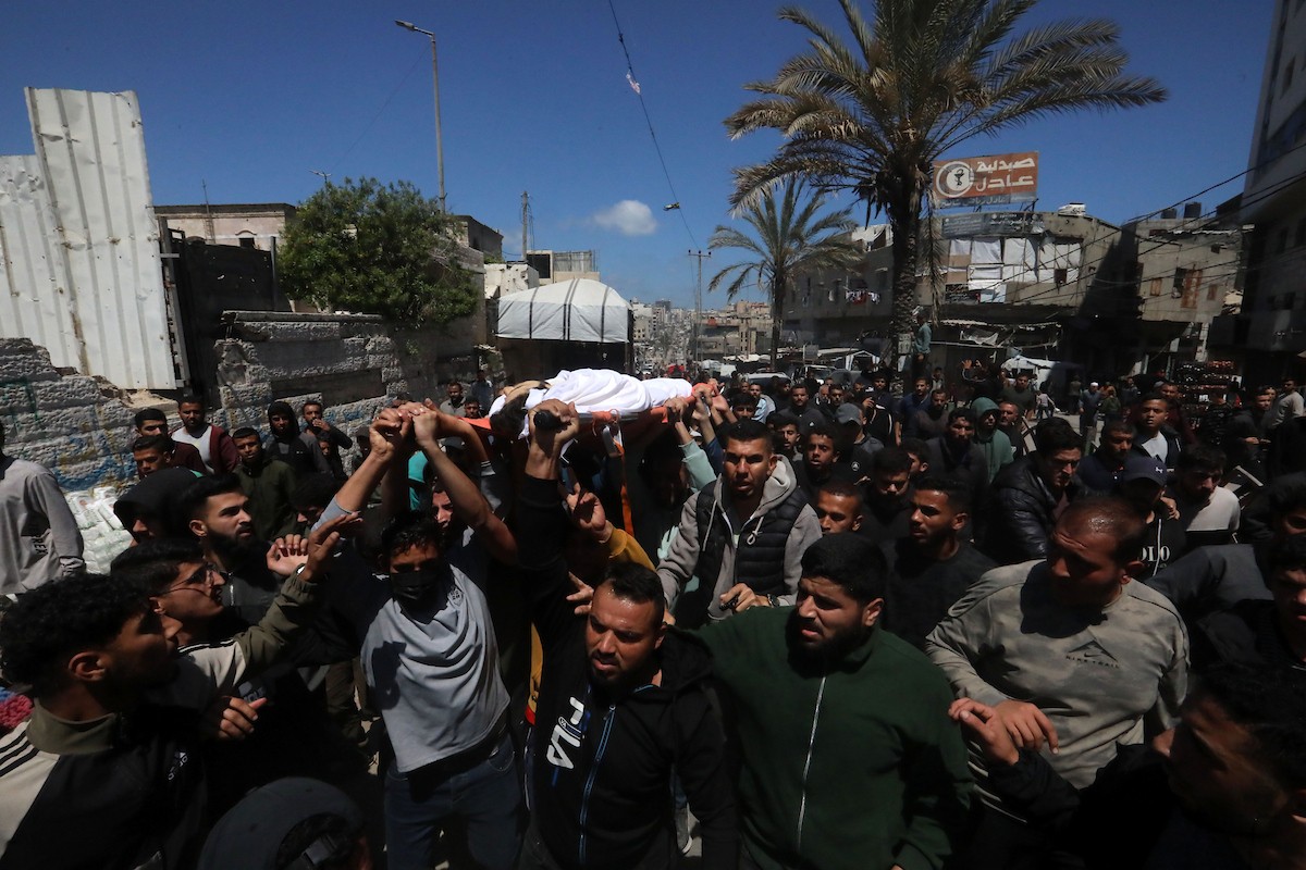 4 شهداء في مخيم وبلدة جباليا وتصعيد للاحتلال يطال مناطق متفرقة من قطاع غزة