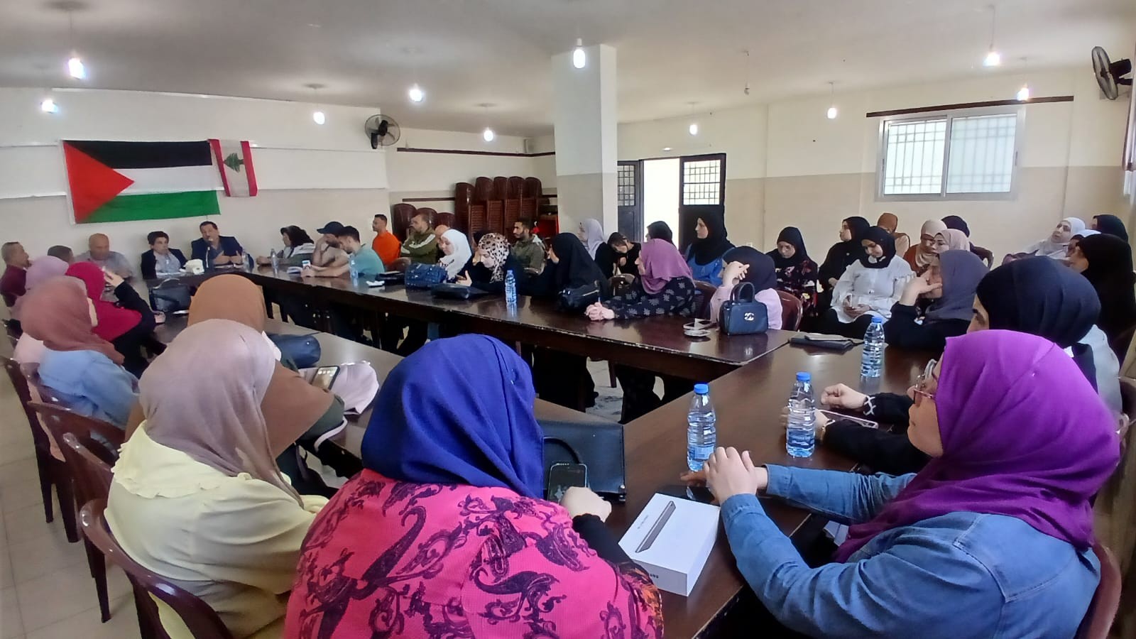 طاولة حوار في مخيم نهر البارد تؤكد التمسك بحق العودة في ذكرى النكبة ومأساة المخيم